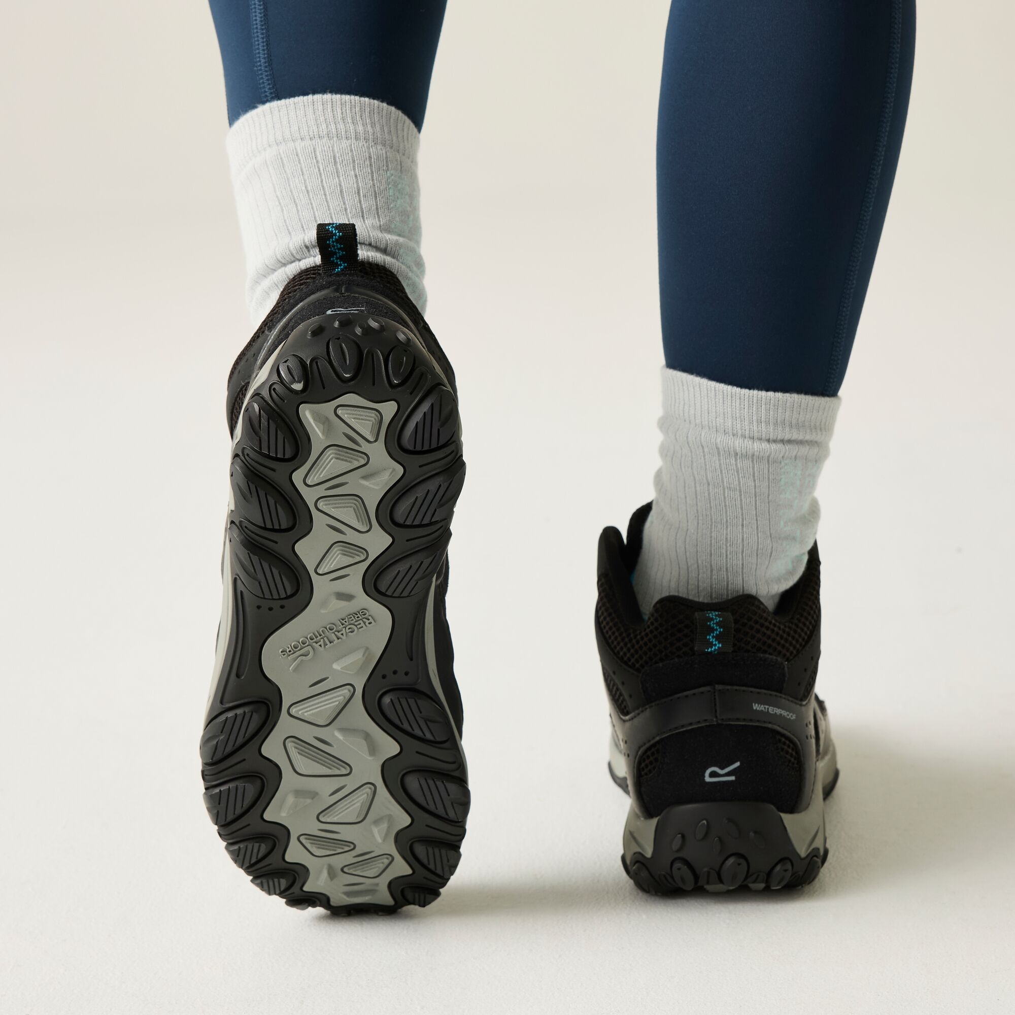 Regatta Edgepoint IV Γυναικεία Ορειβατικά Παπούτσια Μαύρα - Image 5