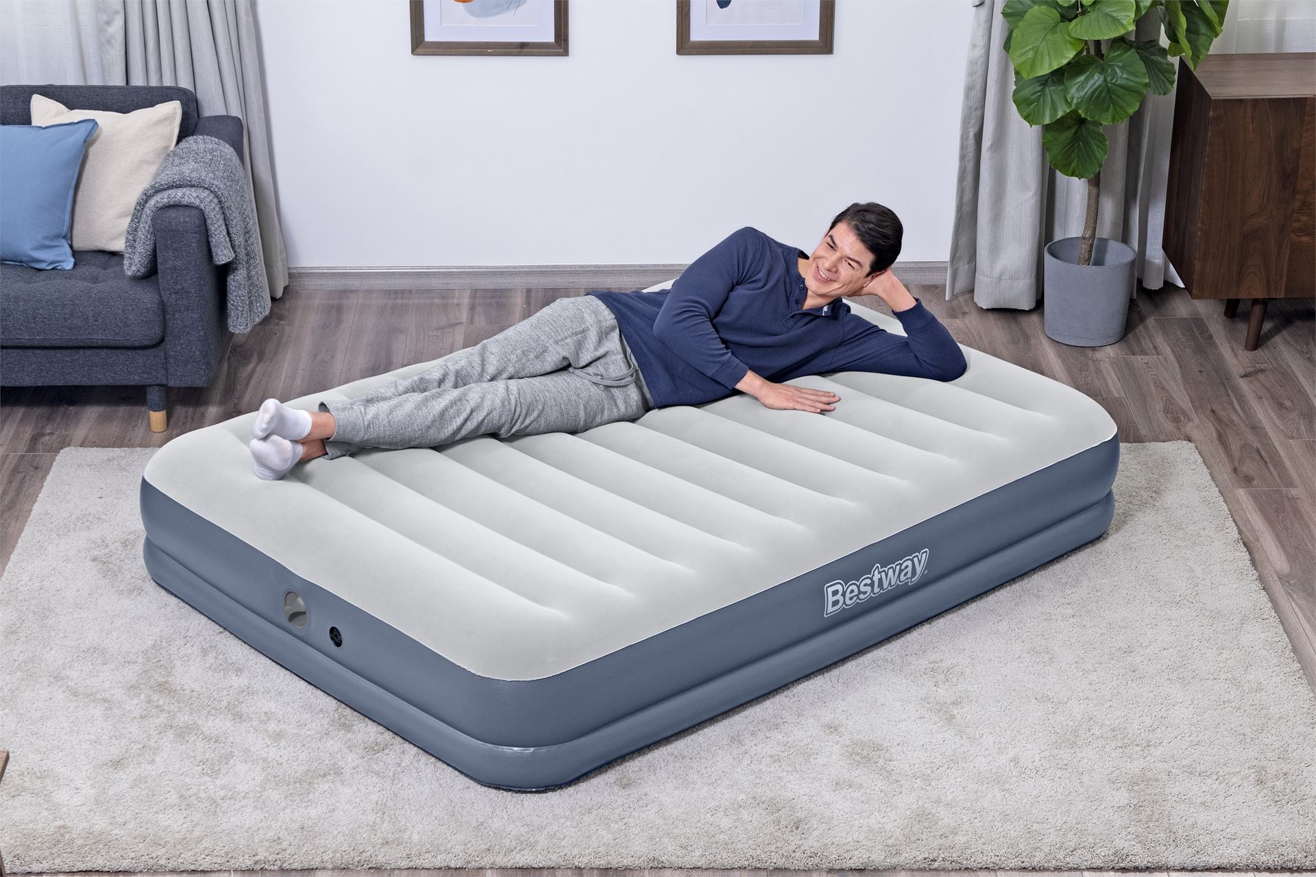 BESTWAY Airbed Queen Built-In DC Pump 2.03x1.52x36cm, Φουσκωτό Στρώμα Ύπνου Διπλό με Εσωτερική Τρόμπα, 6716T